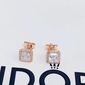 Pandora Square Sparkle Halo Stud Earrings Rose gold-Plated